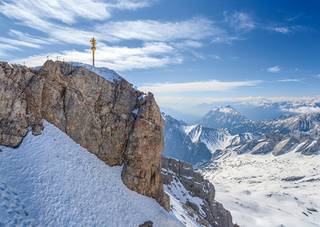 Den höchsten Berg Deutschlands besuchen