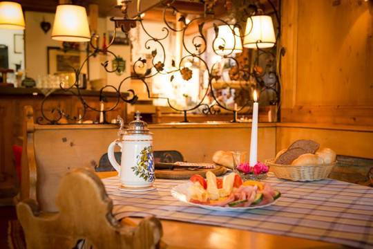Hotel Garni DER BICHLERHOF