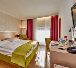 Bild zu Hotel am Badersee