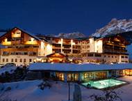 Dolomiti Wellness Hotel FANES